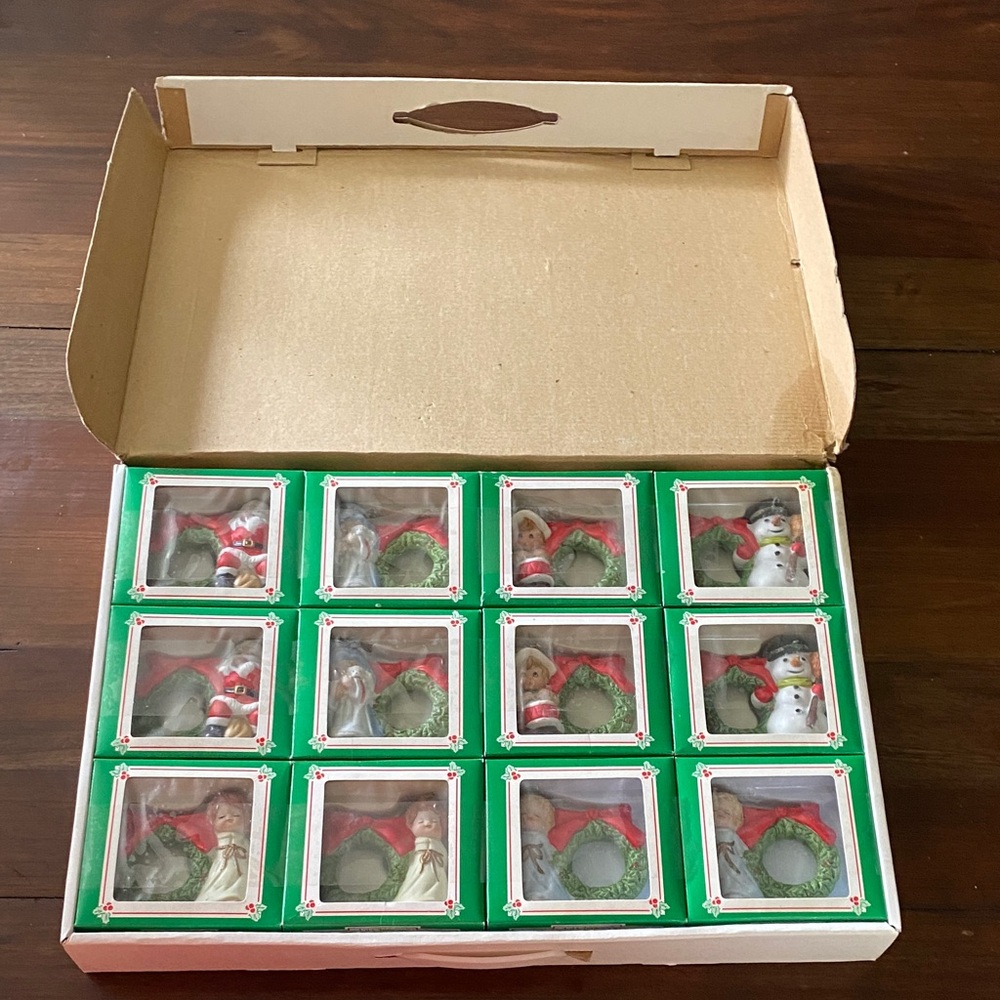 Holiday Napkin Rings - Festive Red and Green - Picture 2 of 5